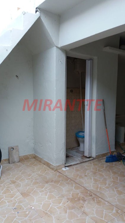 Casa terrea de 110m² com 2 quartos em Parque Casa De Pedra