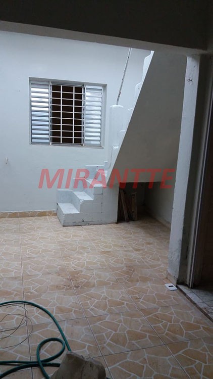 Casa terrea de 110m² com 2 quartos em Parque Casa De Pedra