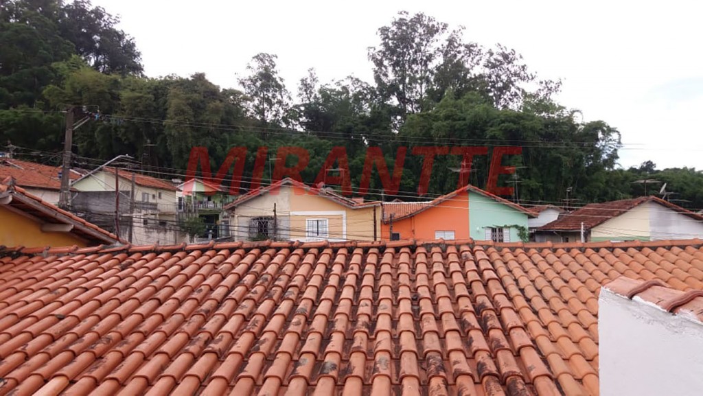 Casa terrea de 110m² com 2 quartos em Parque Casa De Pedra