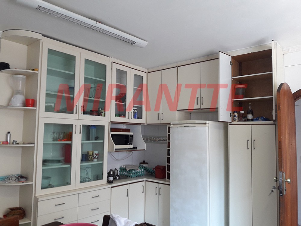 Sobrado de 130m² com 3 quartos em Santa Teresinha