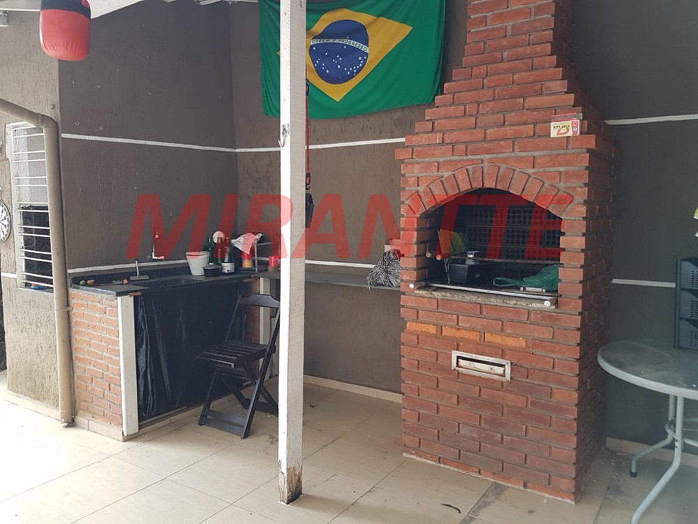Sobrado de 119m² com 4 quartos em Vila Gustavo