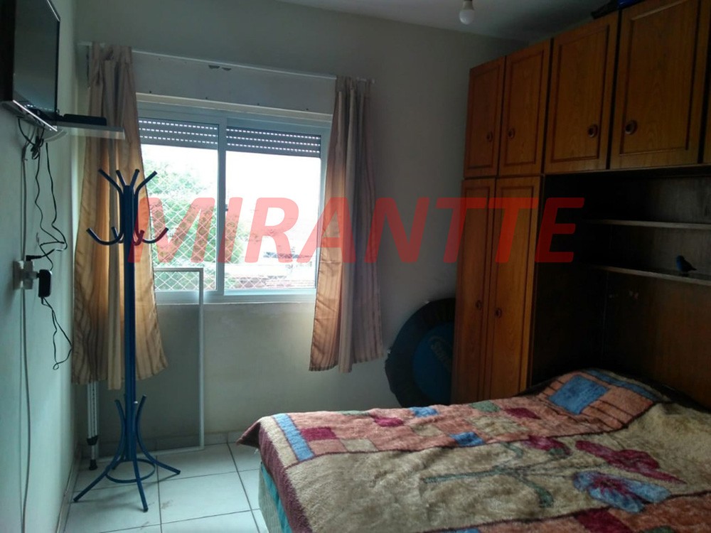 Apartamento de 71m² com 2 quartos em Santa Teresinha