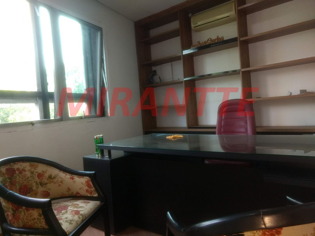 Comercial de 92m² em Santana