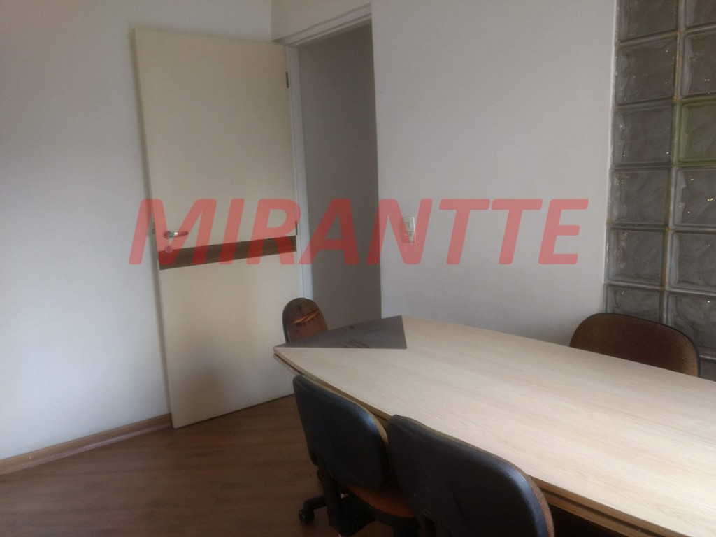 Comercial de 92m² em Santana