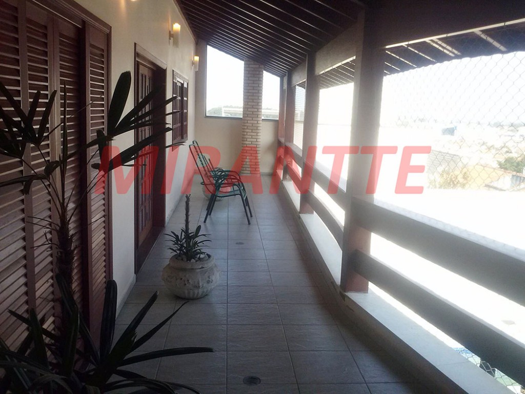 Casa terrea de 862m² com 4 quartos em Jardim Guapíra
