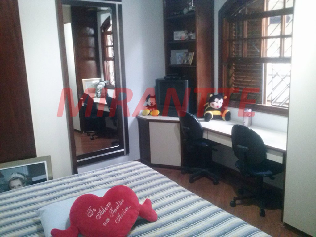 Casa terrea de 862m² com 4 quartos em Jardim Guapíra