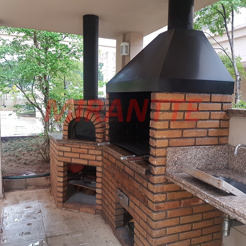 Apartamento com 2 quartos em Barra Funda
