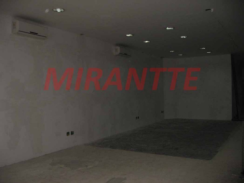 Comercial de 110m² em Santana
