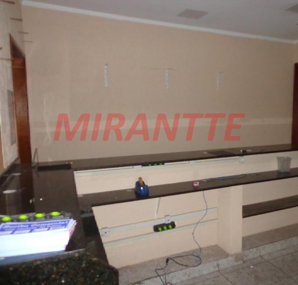 Comercial de 80m² em Santana