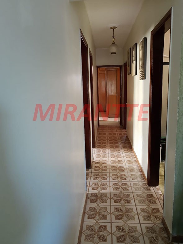 Casa terrea de 250m² com 3 quartos em Jardim Santa Mena