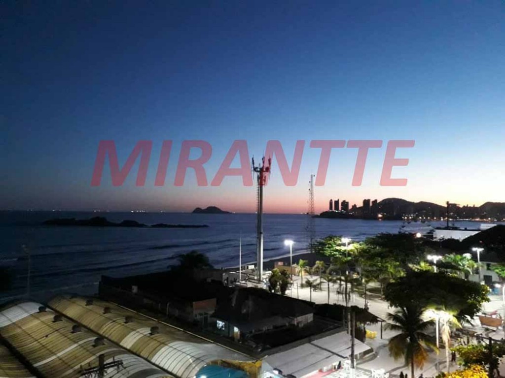 Apartamento de 180m² com 4 quartos em Pitangueiras