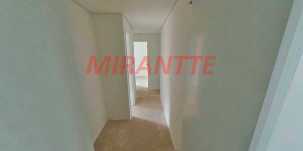 Apartamento de 2018m² com 4 quartos em Santana
