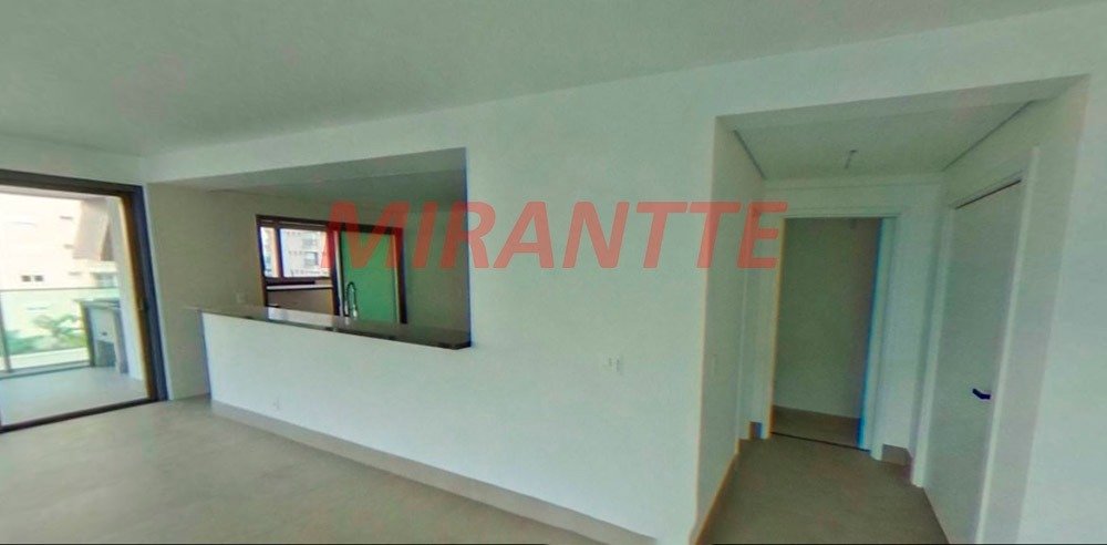 Apartamento de 2018m² com 4 quartos em Santana