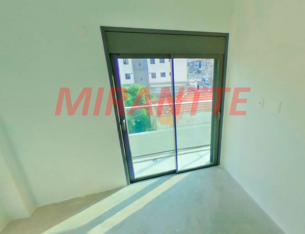 Apartamento de 2018m² com 4 quartos em Santana