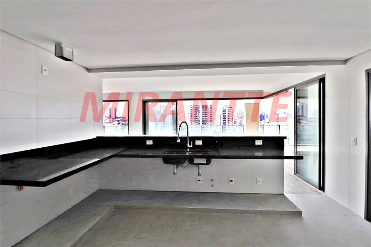 Apartamento de 255m² com 4 quartos em Santana