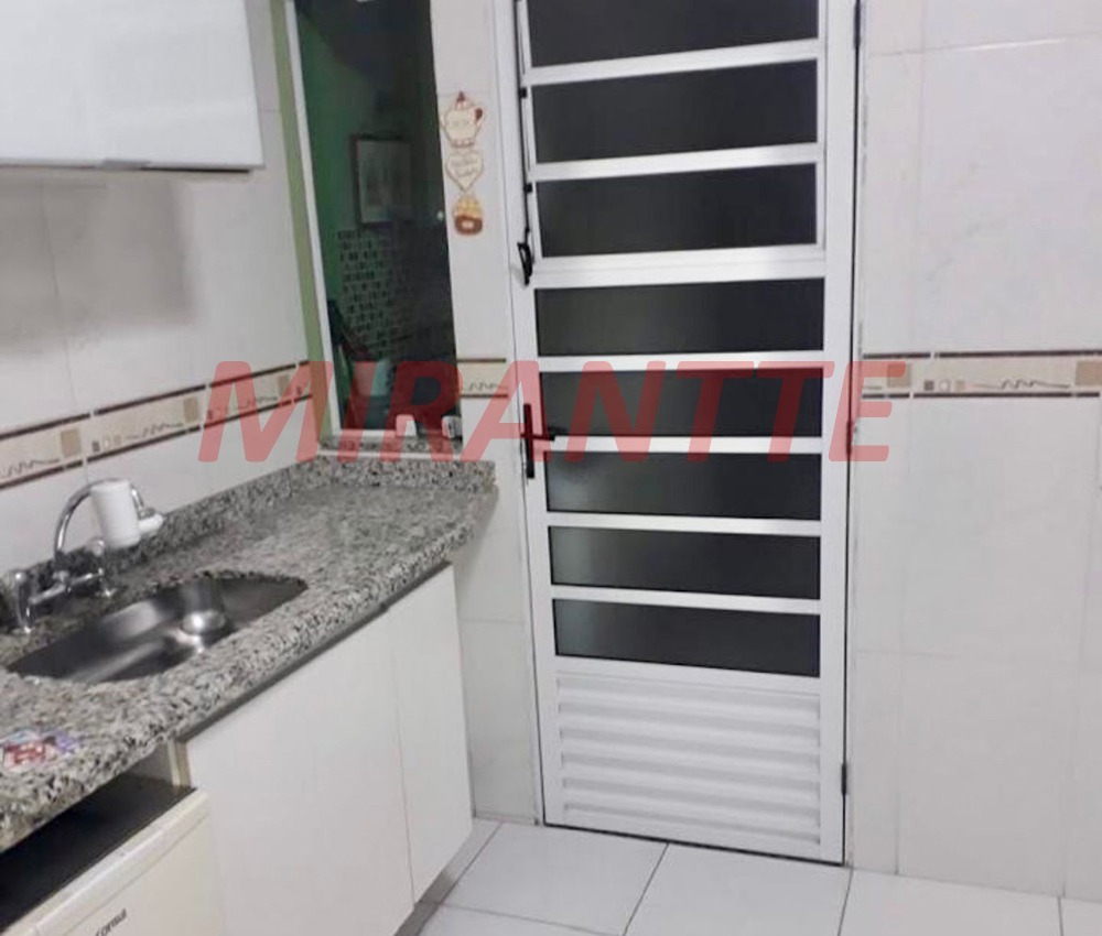 Sobrado de 123m² com 3 quartos em Vila Nivi