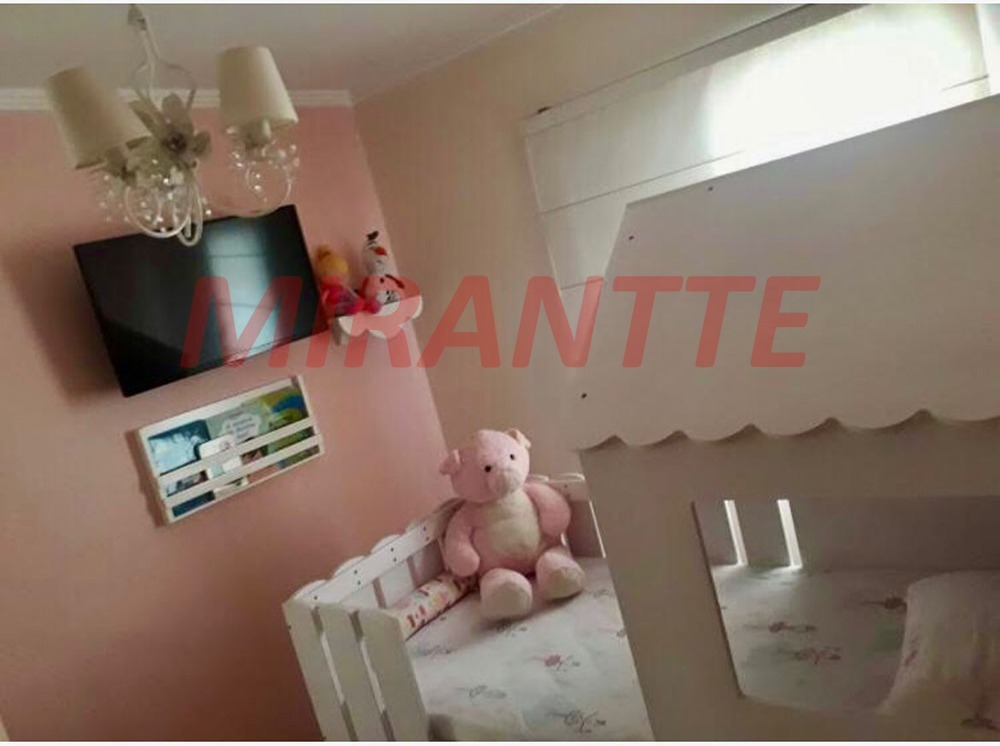 Sobrado de 123m² com 3 quartos em Vila Nivi
