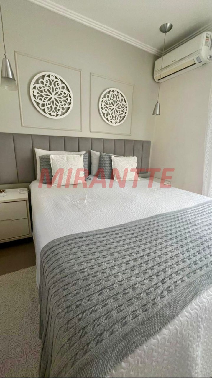 Sobrado de 123m² com 3 quartos em Vila Nivi