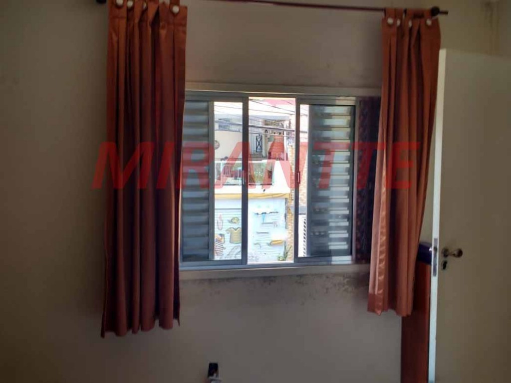 Sobrado com 2 quartos em Jardim Santa Maria