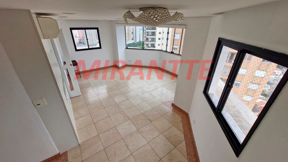 Cobertura de 221m² com 4 quartos em Água Fria
