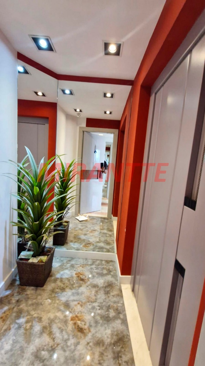 Cobertura de 221m² com 4 quartos em Água Fria