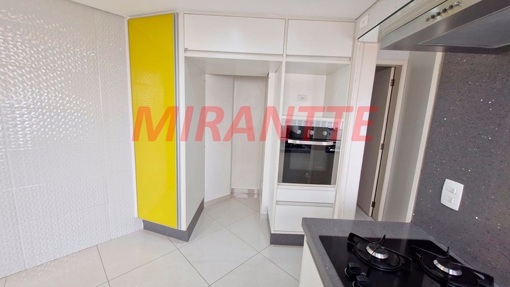 Cobertura de 221m² com 4 quartos em Água Fria