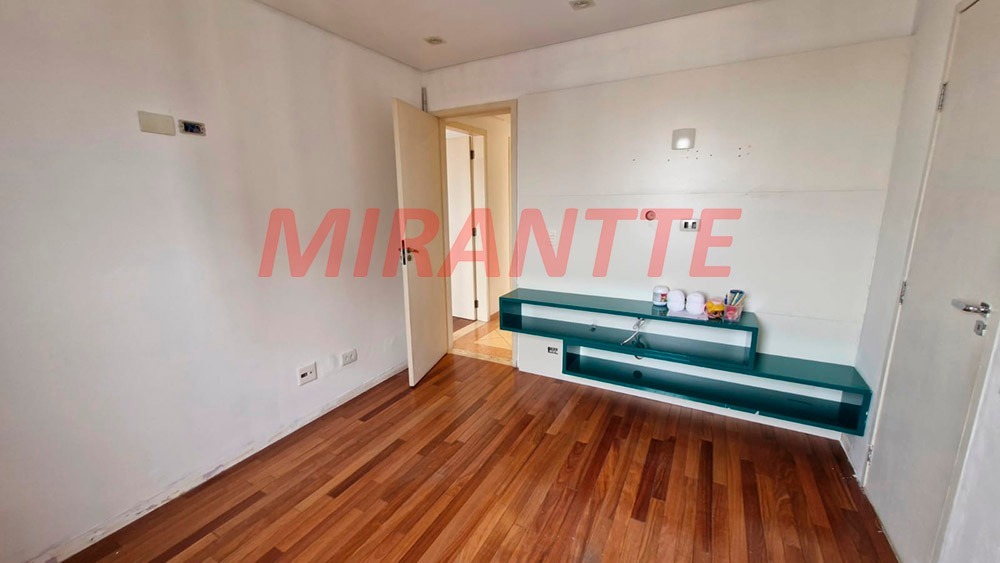 Cobertura de 221m² com 4 quartos em Água Fria