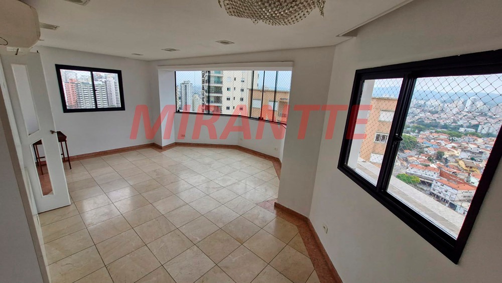 Cobertura de 221m² com 4 quartos em Água Fria