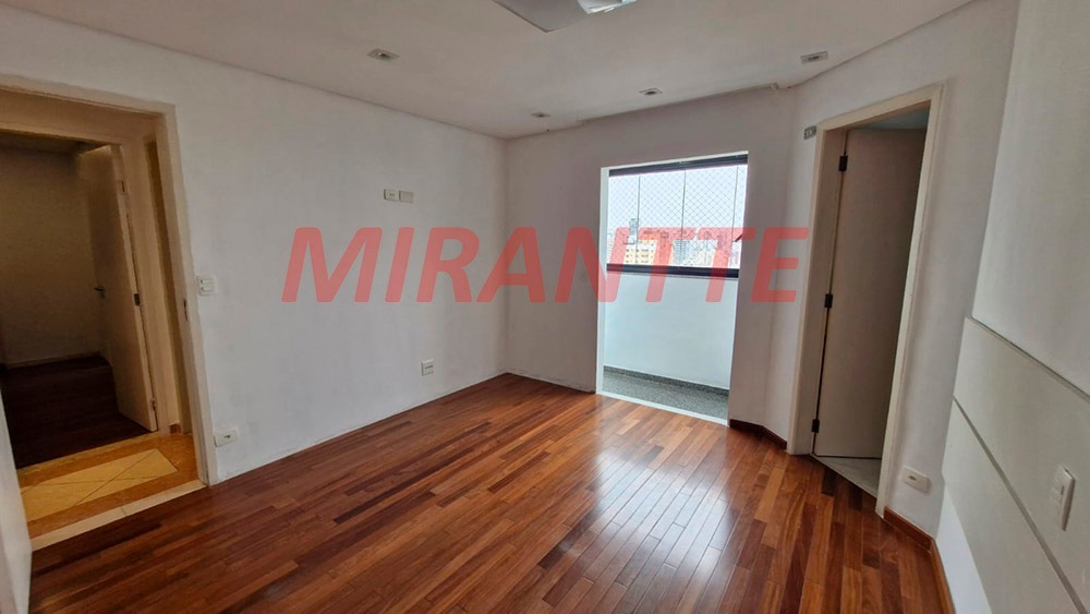 Cobertura de 221m² com 4 quartos em Água Fria