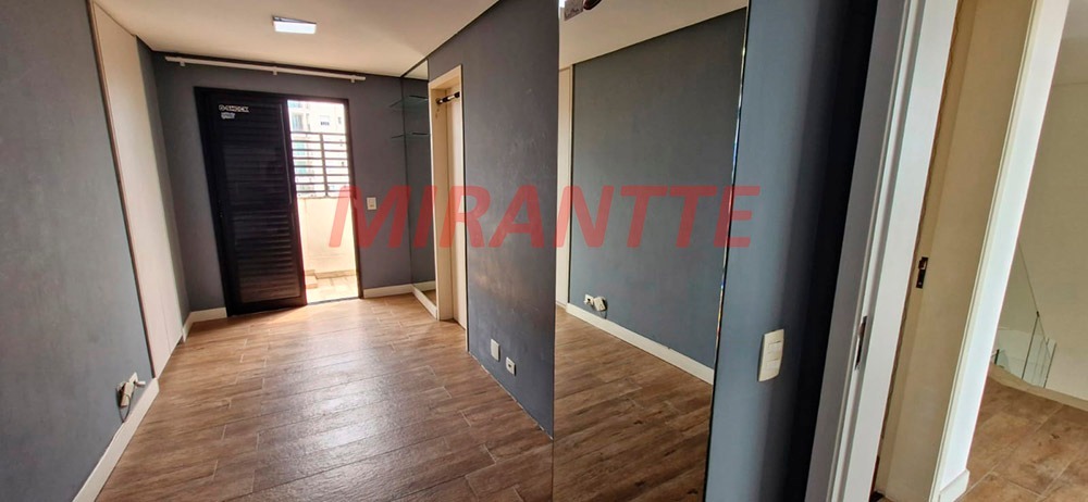 Cobertura de 221m² com 4 quartos em Água Fria