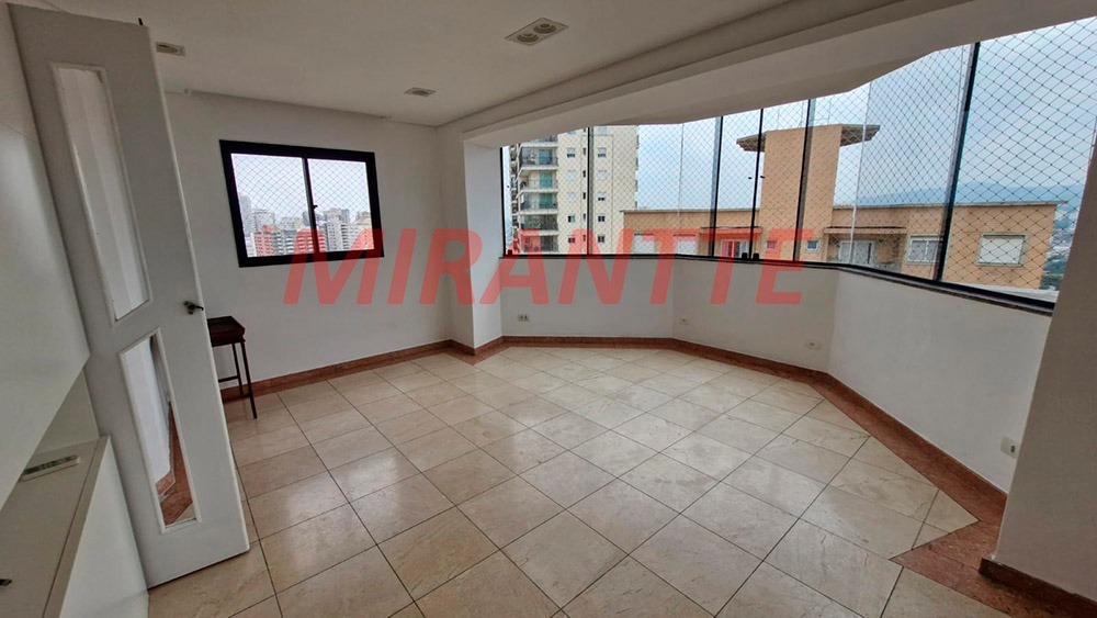 Cobertura de 221m² com 4 quartos em Água Fria