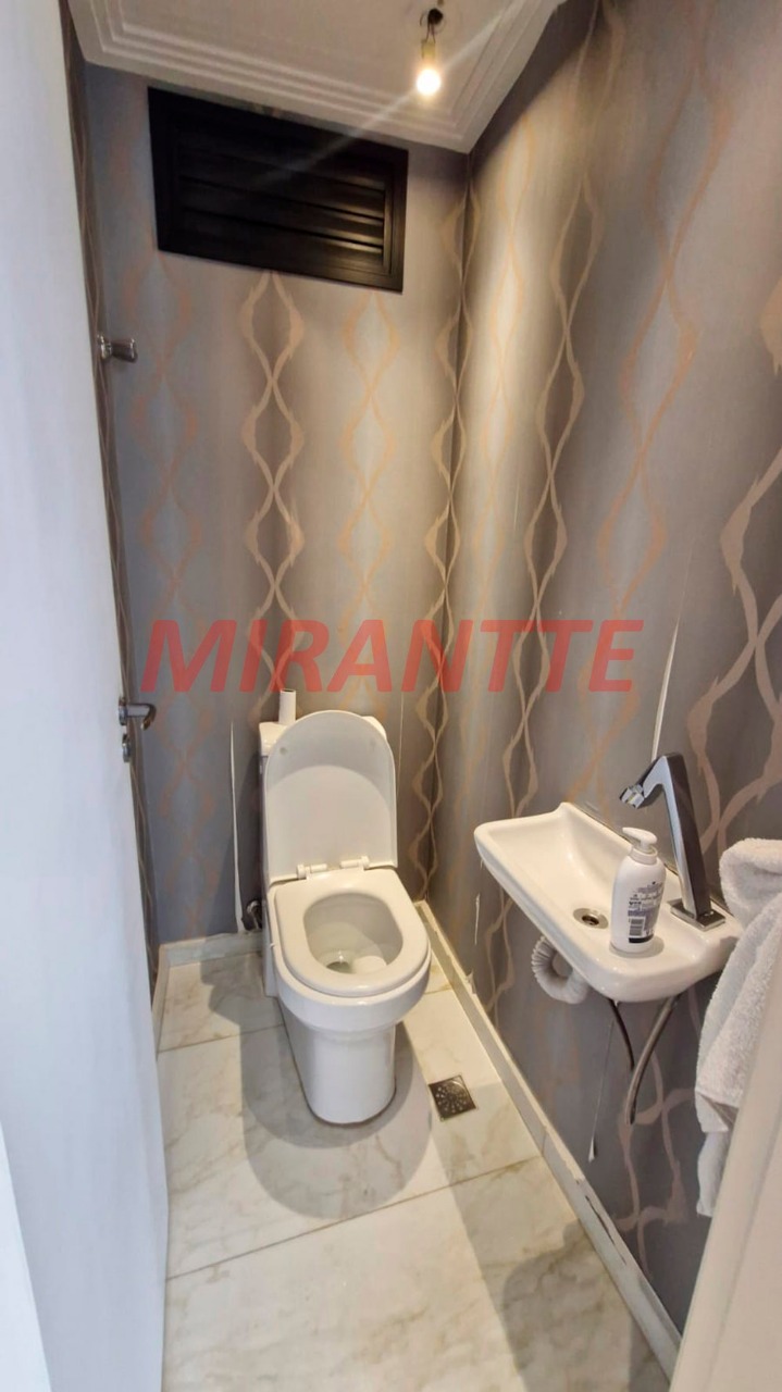 Cobertura de 221m² com 4 quartos em Água Fria