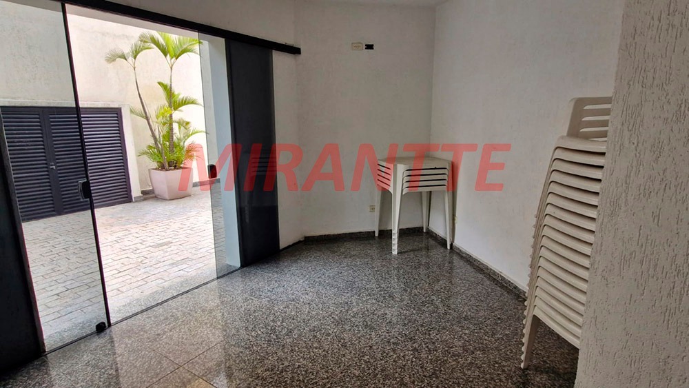Cobertura de 221m² com 4 quartos em Água Fria
