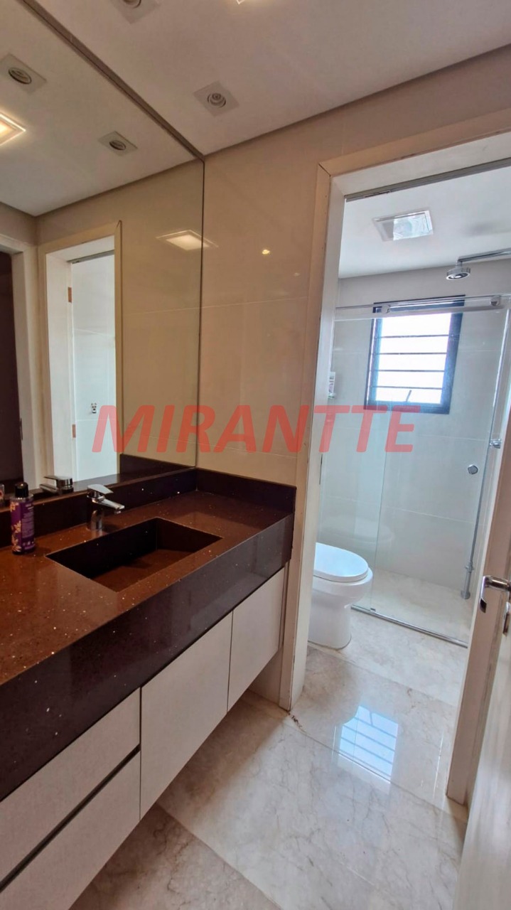 Cobertura de 221m² com 4 quartos em Água Fria