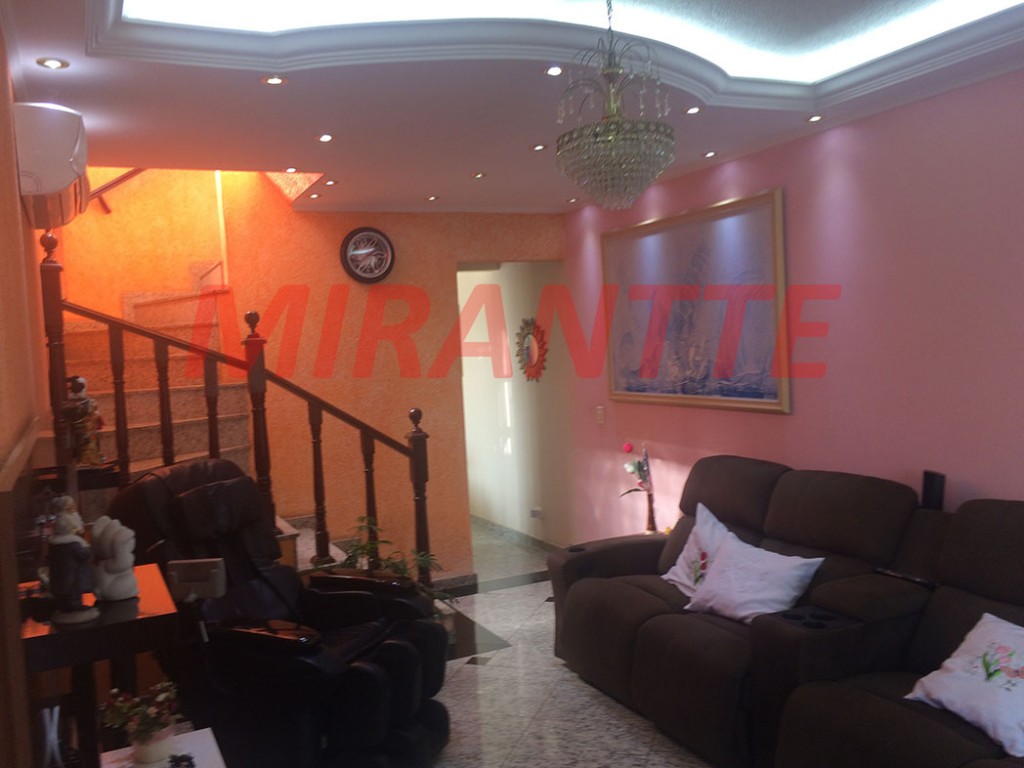 Sobrado de 200m² com 3 quartos em Jardim Jaçanã