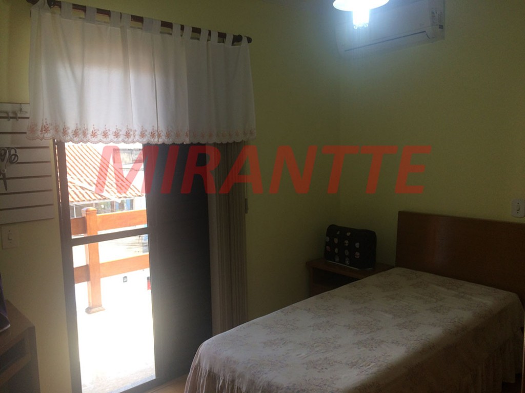 Sobrado de 200m² com 3 quartos em Jardim Jaçanã