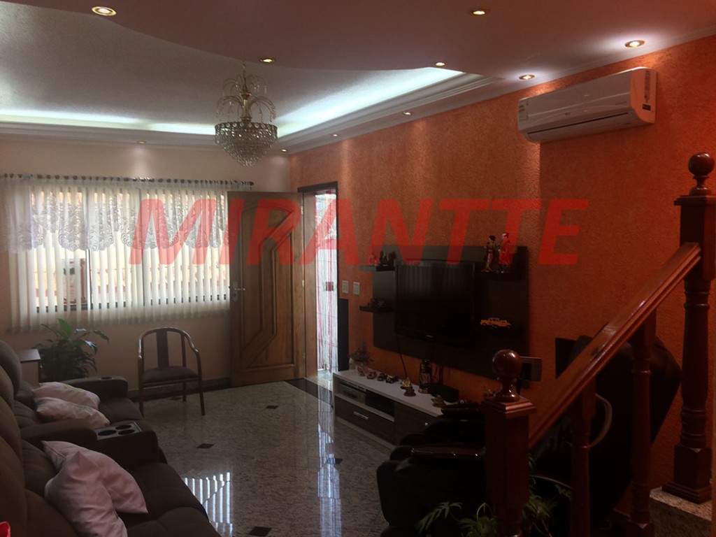 Sobrado de 200m² com 3 quartos em Jardim Jaçanã