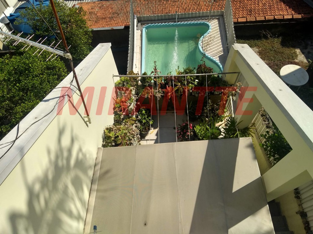 Sobrado de 180m² com 4 quartos em Santana