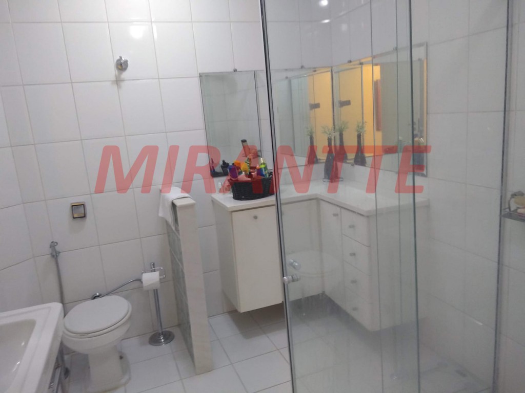 Sobrado de 180m² com 4 quartos em Santana