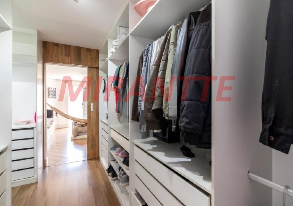 Sobrado de 260m² com 3 quartos em Santa Teresinha