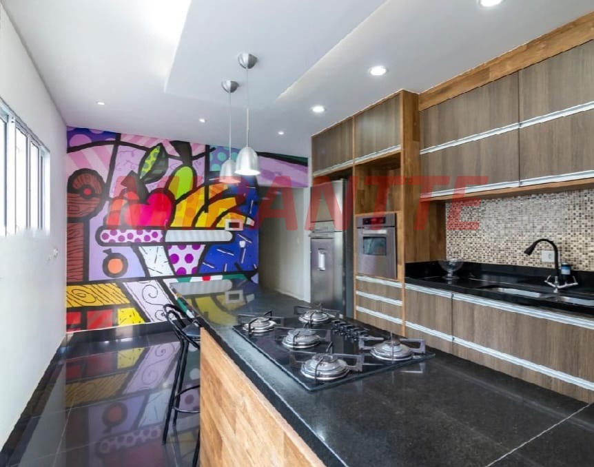 Sobrado de 260m² com 3 quartos em Santa Teresinha