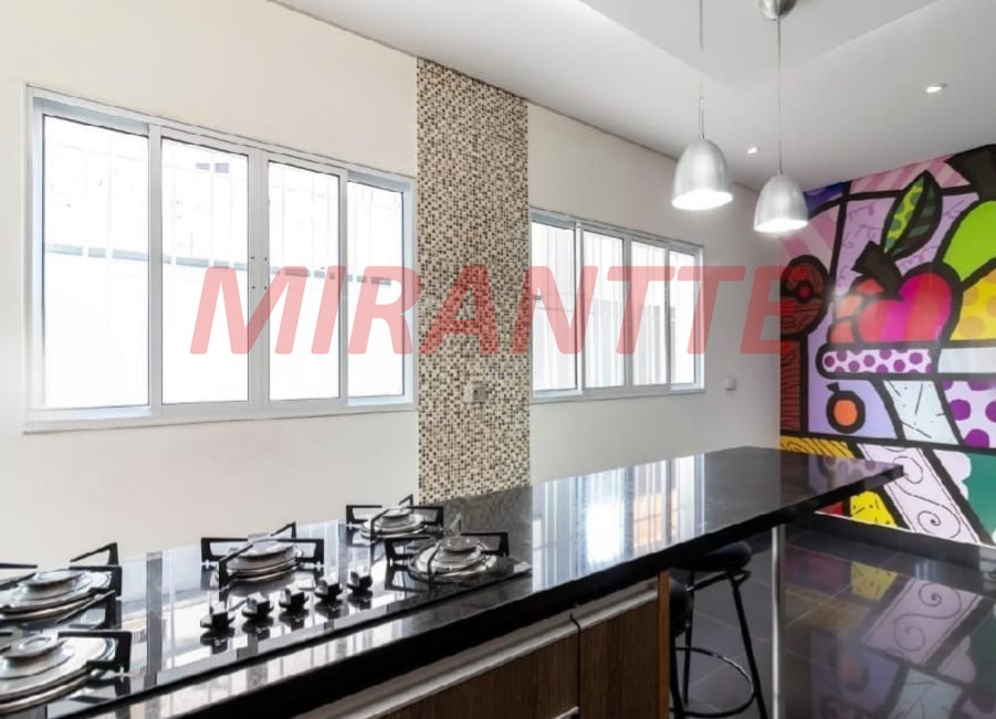 Sobrado de 260m² com 3 quartos em Santa Teresinha