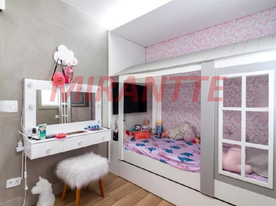 Sobrado de 260m² com 3 quartos em Santa Teresinha