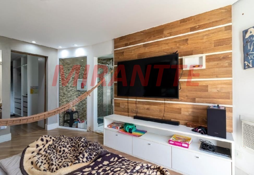 Sobrado de 260m² com 3 quartos em Santa Teresinha