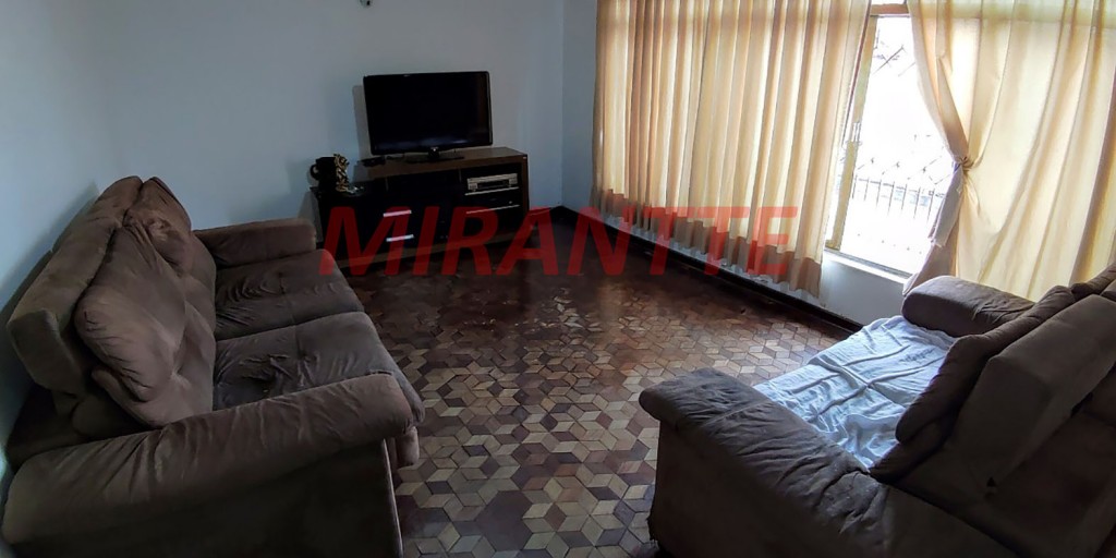 Sobrado de 120m² com 4 quartos em Vila Nivi