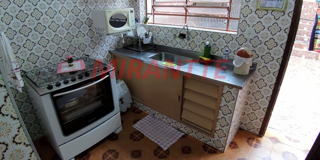 Sobrado de 120m² com 4 quartos em Vila Nivi