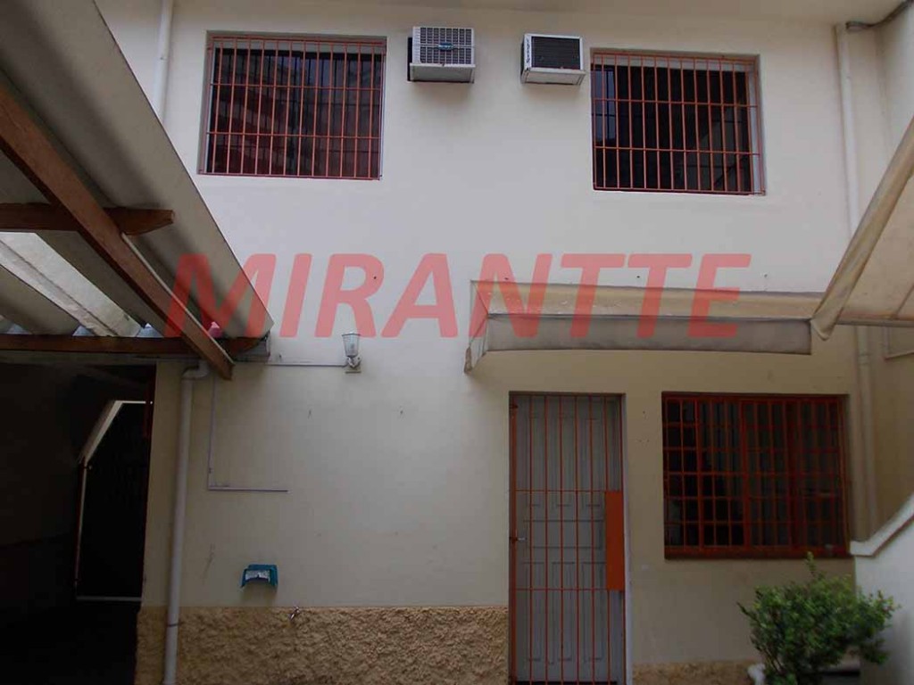 Sobrado de 140m² com 3 quartos em Santana