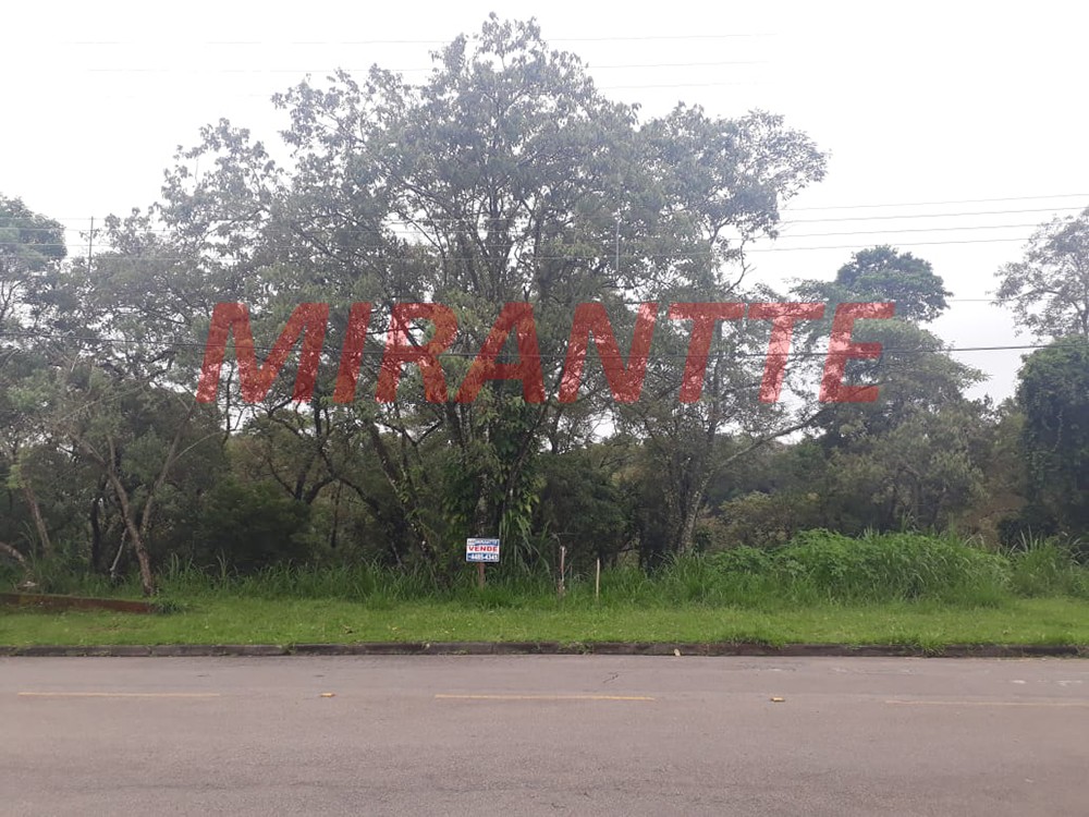 Terreno de 1300m² em Serra Da Cantareira