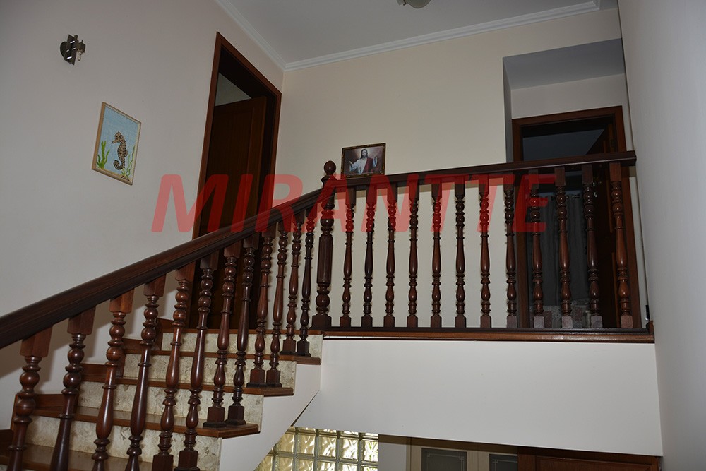 Cond. fechado de 465m² com 4 quartos em Consolação