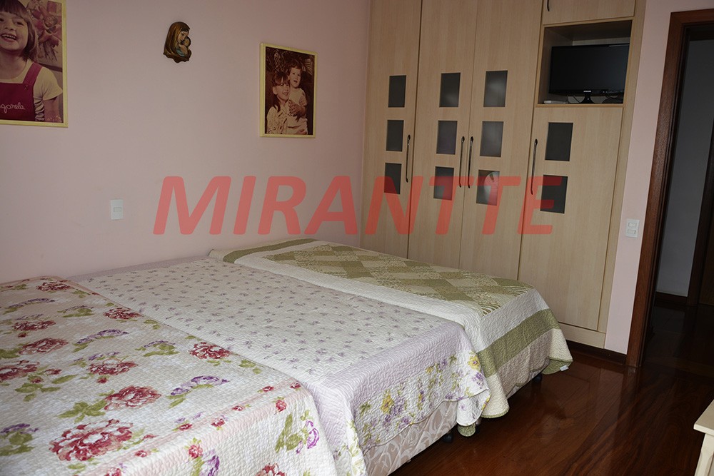 Cond. fechado de 465m² com 4 quartos em Consolação